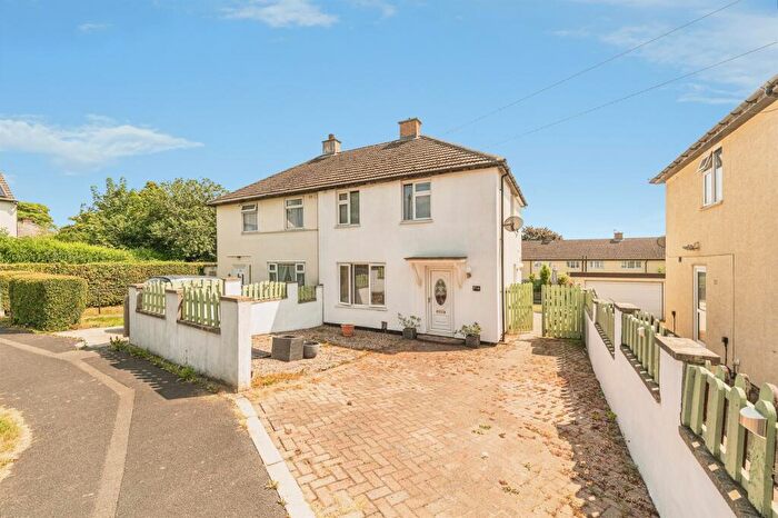 3 Bedroom Semi-Detached House For Sale In Godwin Place, Huddersfield, HD2