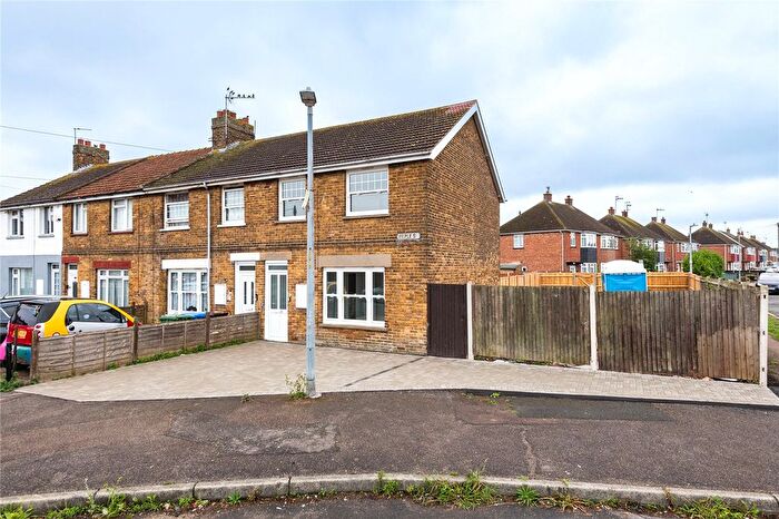 3 Bedroom End Of Terrace House To Rent In Maple Street, Sheerness, Kent, ME12