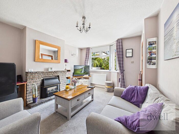 2 Bedroom Semi-Detached House For Sale In Hill Court Drive, Bramley, Leeds, LS13