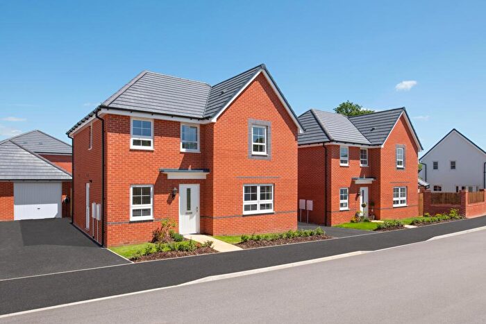 4 Bedroom Detached House For Sale In Station Road, New Waltham, Grimsby, North East Lincolnshire, DN36
