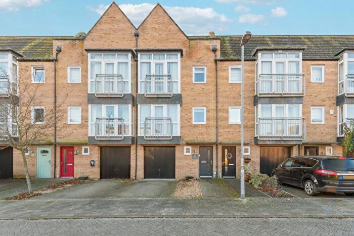 4 Bedroom Town House For Sale In Samuel Jones Crescent, Little Paxton, St Neots, PE19