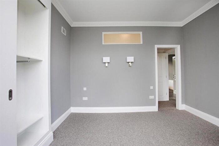 3 Bedroom Terraced House To Rent In Lee, London, SE12