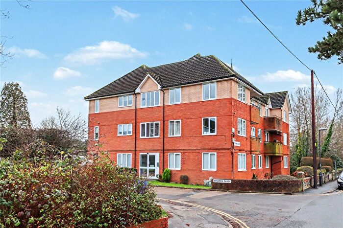2 Bedroom Flat For Sale In St Johns Court, St Johns Road, Burgess Hill, West Sussex, RH15