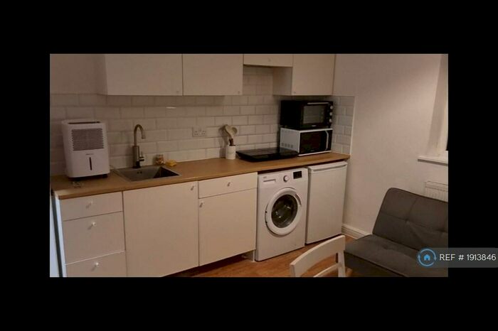 2 Bedroom Flat To Rent In Knight Street, Lincoln, LN5