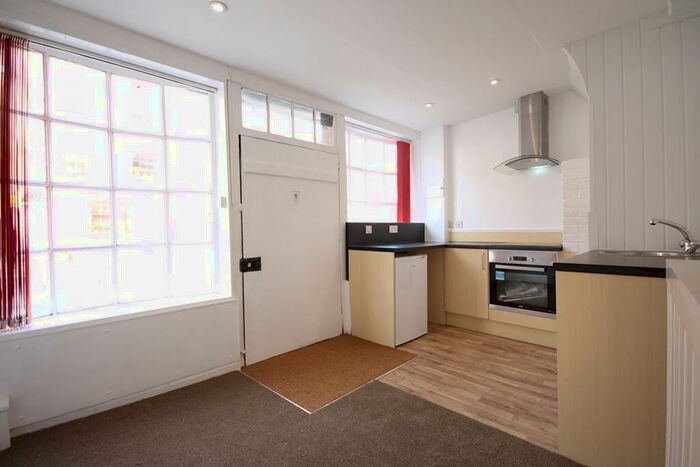 Studio To Rent In Barton Street, Tewkesbury, GL20