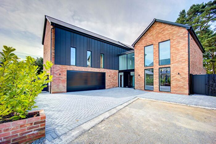 5 Bedroom Detached House For Sale In The Pastures, County Durham, DH7