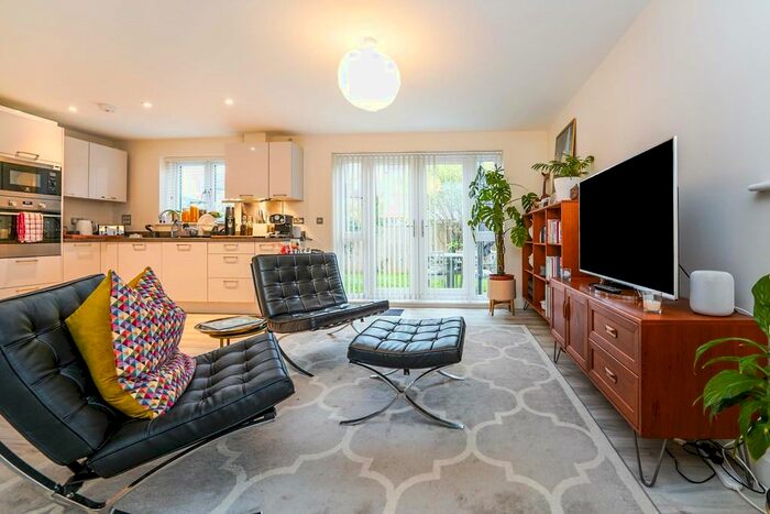 3 Bedroom Terraced House To Rent In Mercer Gardens, Faringdon SN7