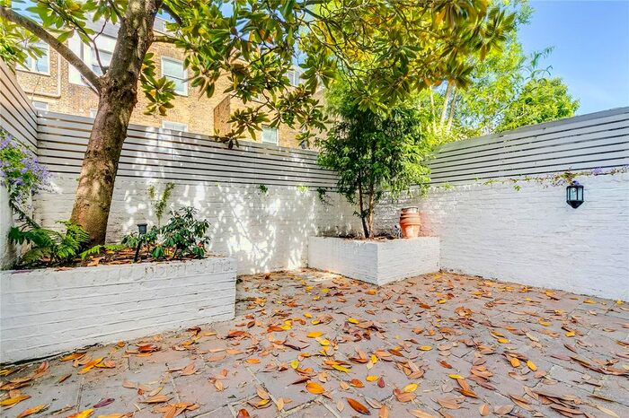 7 Bedroom Terraced House To Rent In Chesilton Road, Parsons Green, London, SW6