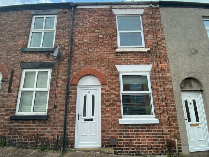 2 Bedroom Terraced House To Rent In Newton Street, Macclesfield, SK11
