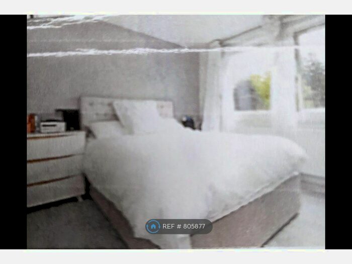 1 Bedroom Flat To Rent In Wellesley Road, Twickenham, TW2