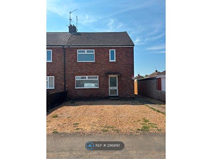 3 Bedroom Semi-Detached House To Rent In Lawson Avenue, Peterborough, PE2