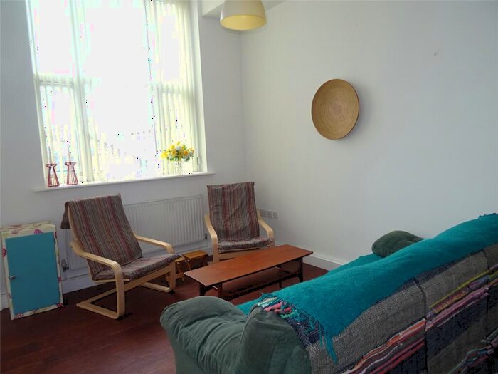2 Bedroom Apartment To Rent In Paradise Street, Bradford, West Yorkshire, BD1