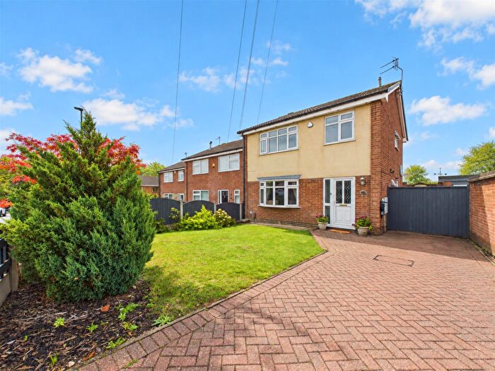 4 Bedroom Detached House For Sale In Derwent Avenue, Allestree, Derby, DE22