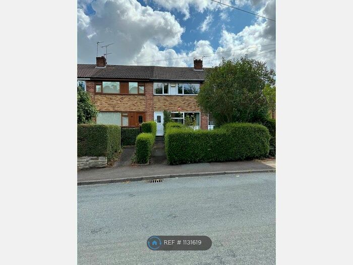 3 Bedroom Terraced House To Rent In Summerbridge Crescent, Bradford, BD10