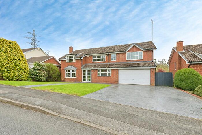 5 Bedroom Detached House For Sale In Sir Alfreds Way, Sutton Coldfield, B76