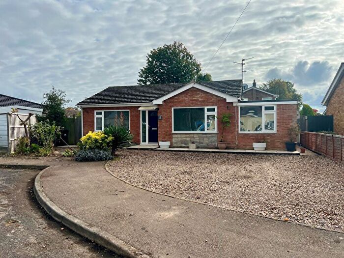 3 Bedroom Detached Bungalow For Sale In Abbotts Gardens, Whaplode, Spalding, PE12