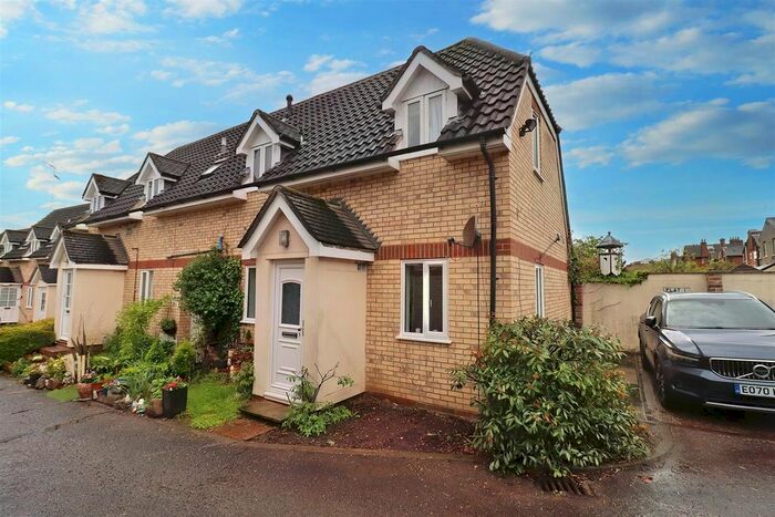 1 Bedroom Maisonette To Rent In Jacquard Way, Braintree, CM7