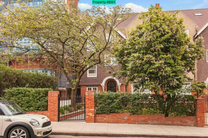 4 Bedroom Flat To Rent In Lyndhurst Road, London, NW3