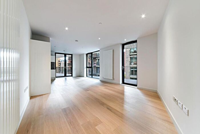 2 Bedroom Apartment For Sale In Mercier Court, Royal Wharf, E16