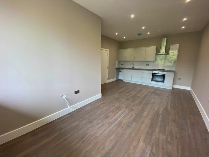 2 Bedroom Flat To Rent In Barley Way, Fleet, GU51