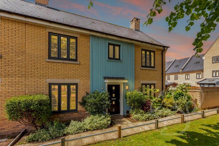 3 Bedroom End Of Terrace House To Rent In Brigade Grove, Colchester, CO2