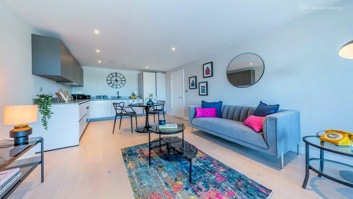 1 Bedroom Apartment To Rent In Tottenham Lane, Crouch End, London, N8