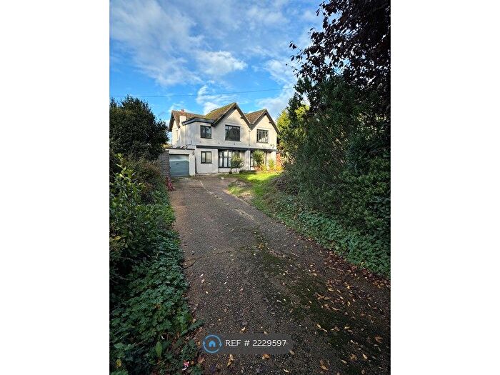 4 Bedroom Detached House To Rent In Cheriton Road, Folkestone, CT19