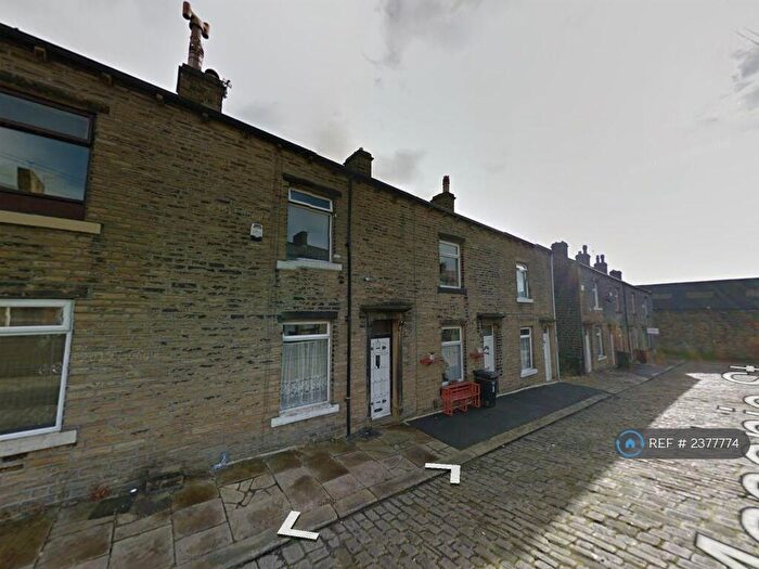 2 Bedroom Terraced House To Rent In Masonic Street, Halifax, HX1