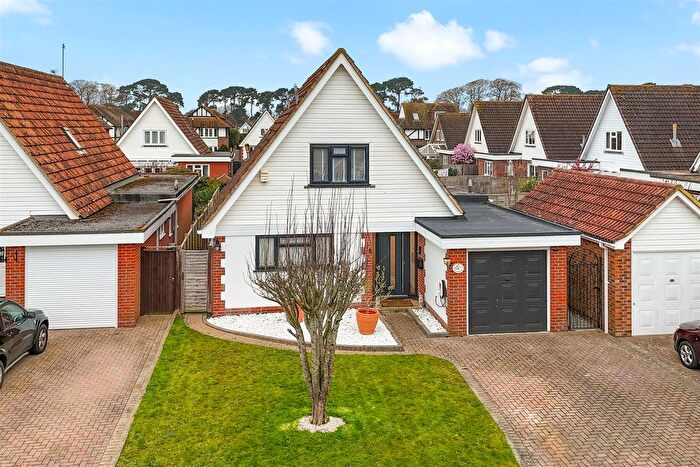 3 Bedroom Detached House To Rent In Maytree Close, Angmering, BN16