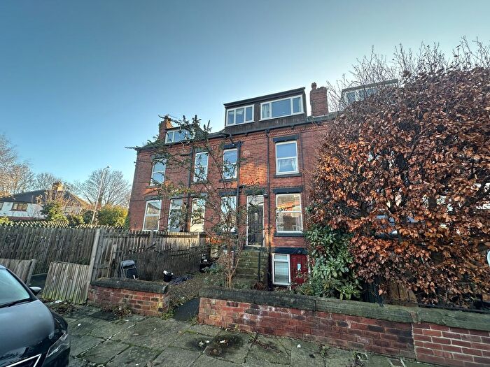 2 Bedroom Terraced House To Rent In Beechwood Street, Leeds, West Yorkshire, LS4