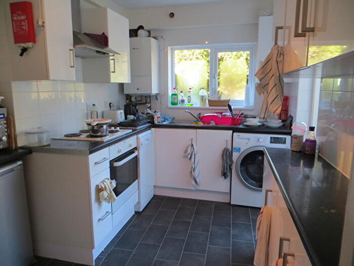4 Bedroom House To Rent In Danes Road, Exeter, EX4