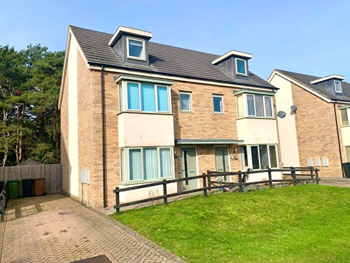 3 Bedroom Semi Detached House For Sale In Westbrooke Place, Lincoln, LN6