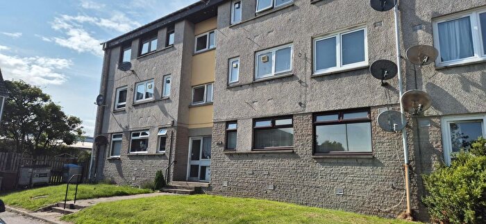 2 Bedroom Flat To Rent In Gairsay Square, Aberdeen, AB15