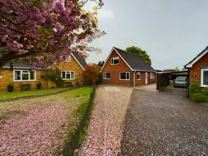4 Bedroom Detached House To Rent In Woodcrofts Close, Brockley, Bury St. Edmunds, IP29