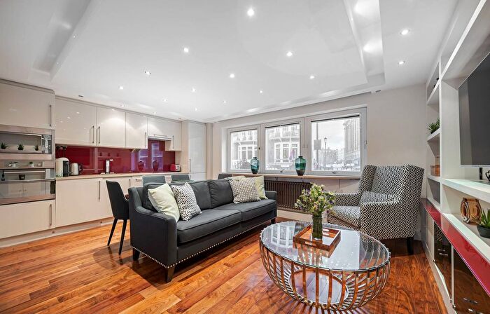 2 Bedroom Flat To Rent In Hans Crescent, Knightsbridge, London, SW1X