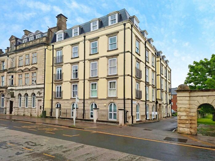 2 Bedroom Apartment For Sale In Horder Mews, Swindon, Wiltshire, SN1