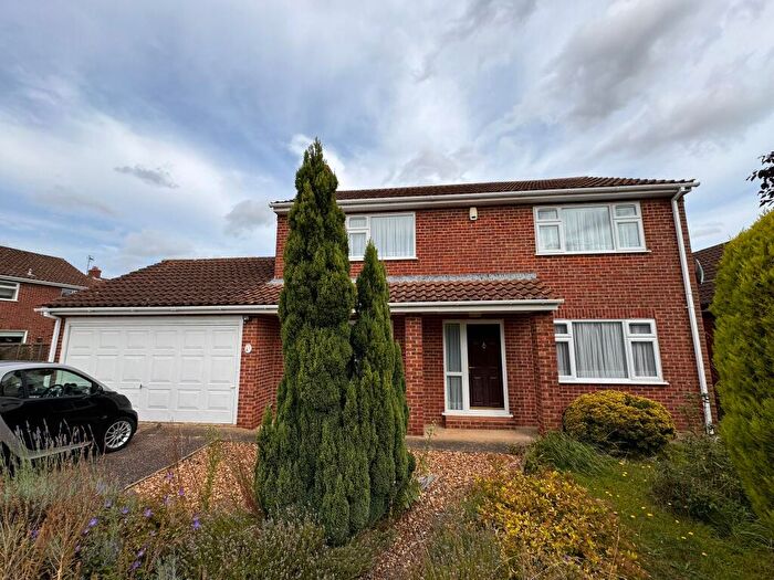 4 Bedroom Detached House For Sale In St. Nicholas Close, Dersingham, King's Lynn, PE31