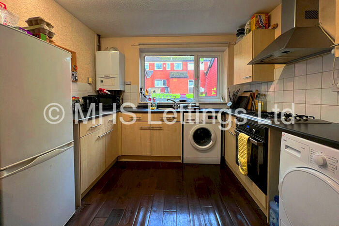 3 Bedroom Terraced House To Rent In St. Johns Close, Leeds, LS6