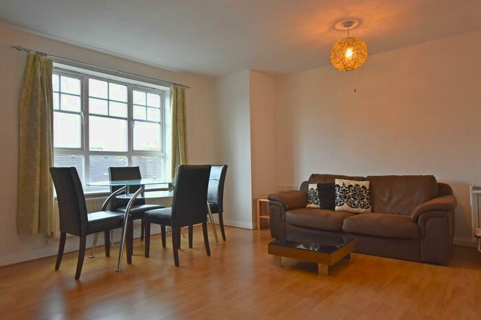2 Bedroom Apartment To Rent In Arboretum Nottingham, NG7