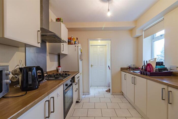 4 Bedroom Terraced House To Rent In Queen Street, Treforest, CF37