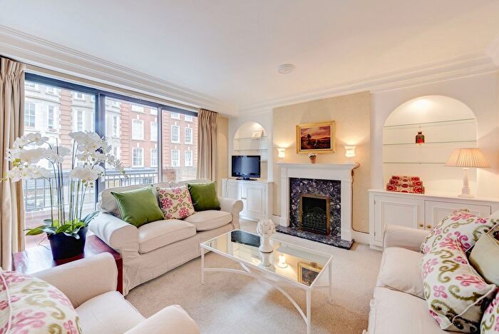 2 Bedroom Flat To Rent In Elystan Place, SW3