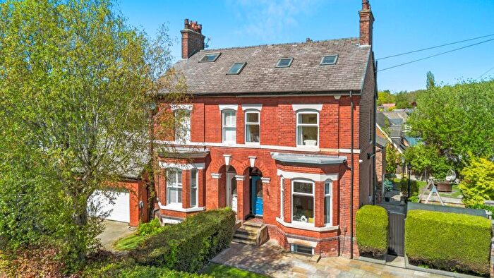 5 Bedroom Semi Detached House For Sale In Broad Oak Road, Worsley, Salford, M28
