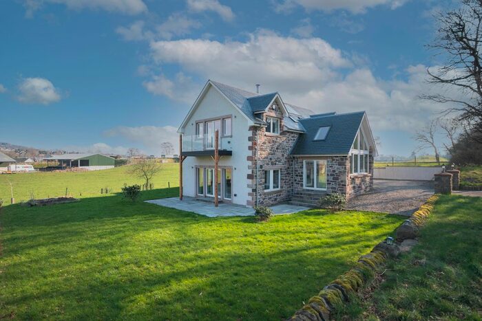 5 Bedroom Detached House For Sale In Broich Avenue, Crieff, PH7