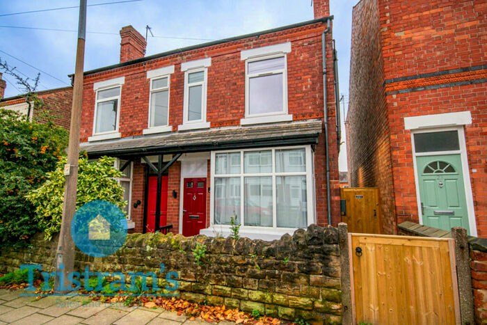 6 Bedroom Semi-Detached House To Rent In Denison Street, Beeston, NG9