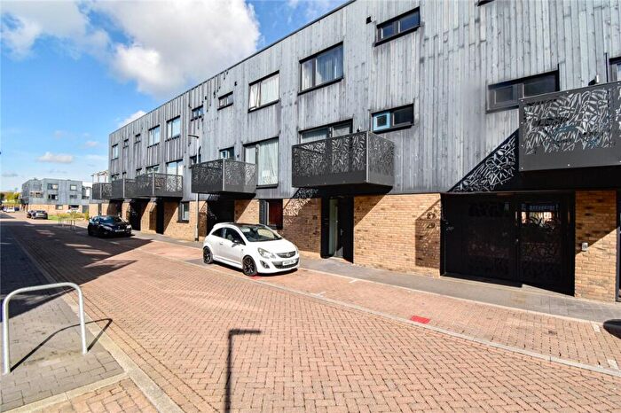 1 Bedroom Apartment To Rent In Hartree Lane, Trumpington, Cambridge, CB2
