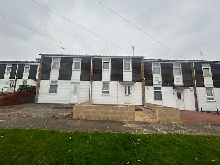 3 Bedroom Terraced House To Rent In Ambassador Road, Leicester, LE5