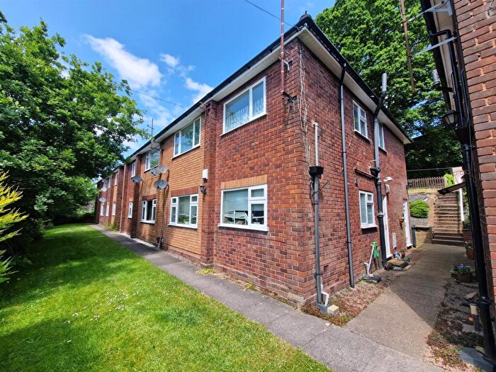 2 Bedroom Maisonette To Rent In South Road, Northfield, Birmingham, B31