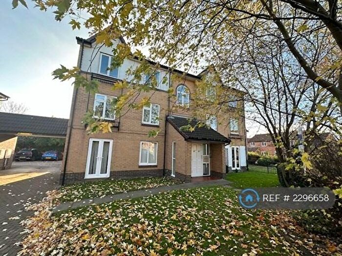 2 Bedroom Flat To Rent In Penny Lane Way, Leeds, LS10