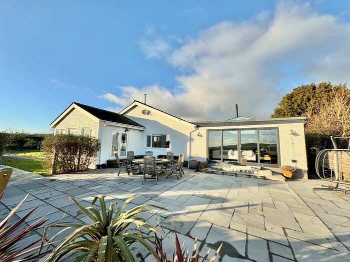 3 Bedroom Bungalow For Sale In Seatle, Field Broughton, Newby Bridge, LA11