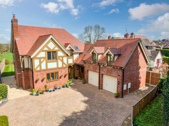 5 Bedroom Detached House To Rent In David Avenue, Pontesbury, Shrewsbury, SY5